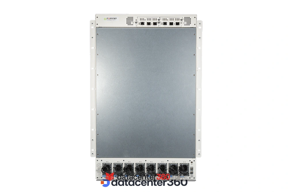 Vista frontal del chasis FortiGate 7121F-DC: módulos de management, 12 slots para FPM/FIM y sus 8 fuentes de 2 kW DC-DC