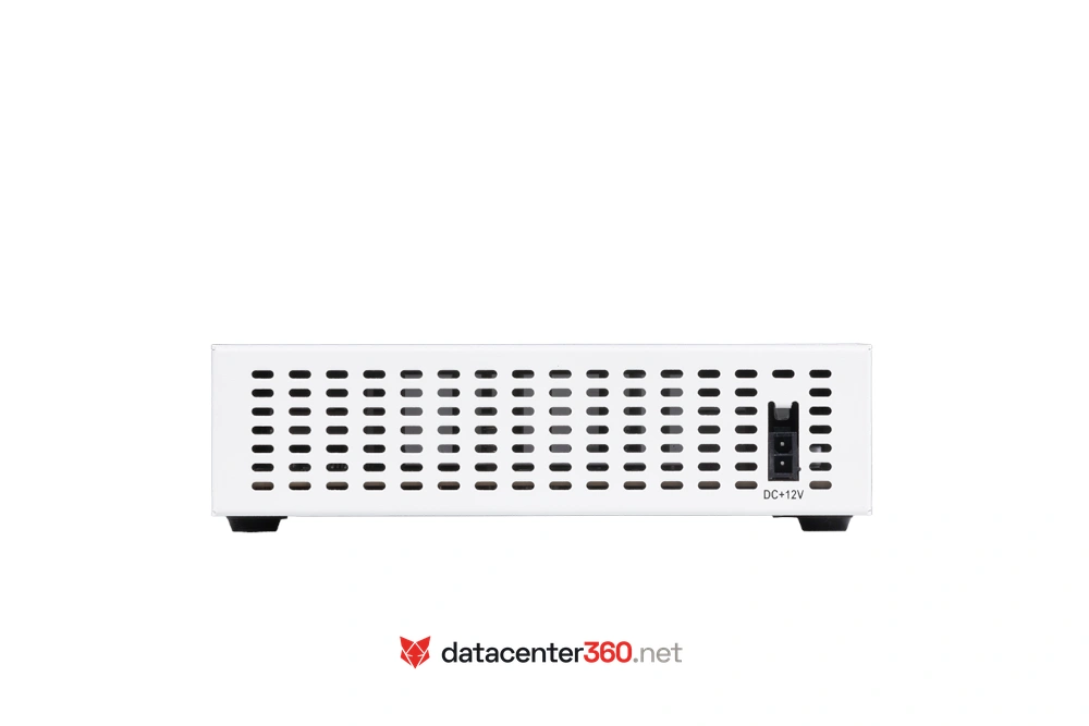 Vista posterior del FortiWiFi 30G con antenas y puertos